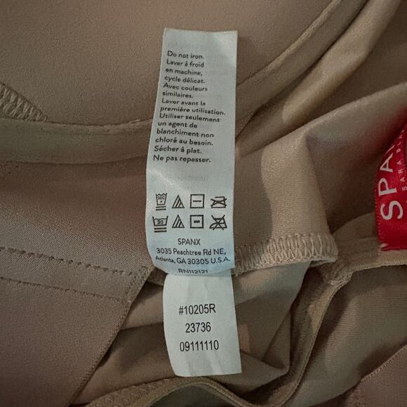 Spanx Suit Your Fancy Bodysuit Beige L NWOT - Picture 6 of 16